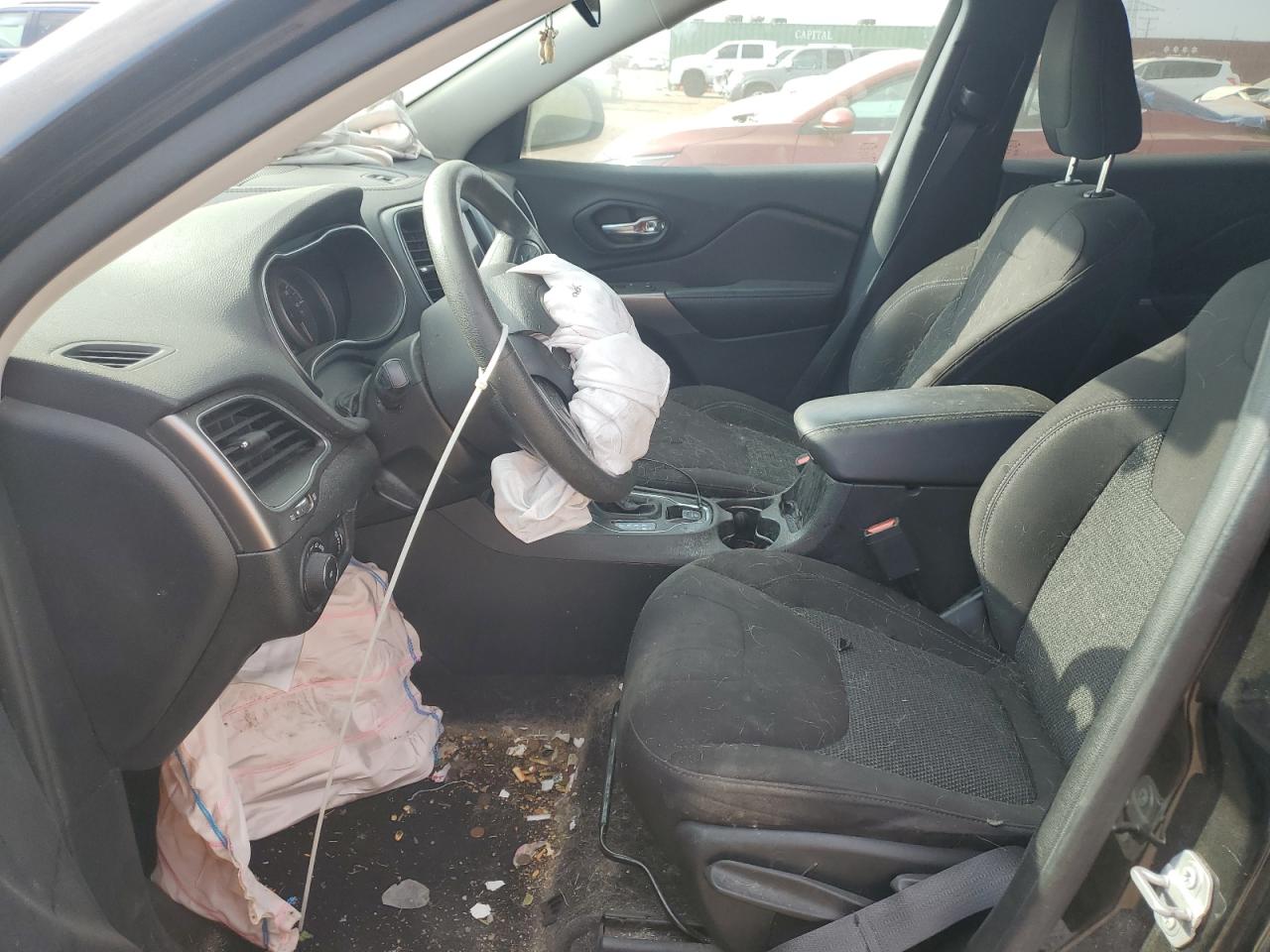 2019 Jeep Cherokee Latitude VIN: 1C4PJMCX5KD192006 Lot: 72039595