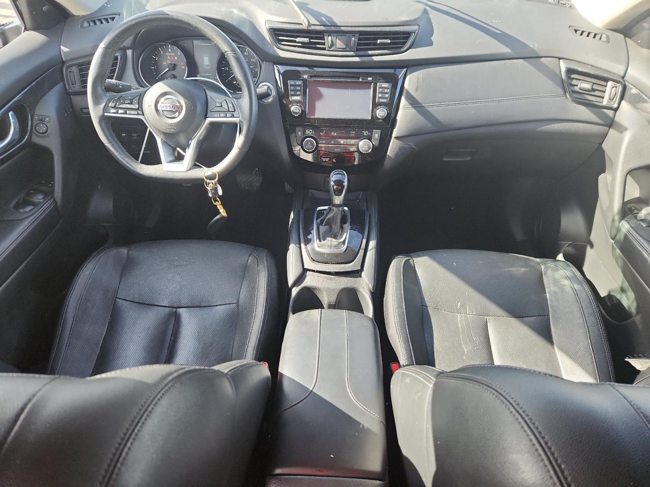 2017 Nissan Rogue Sv VIN: 5N1AT2MV8HC749132 Lot: 84403795