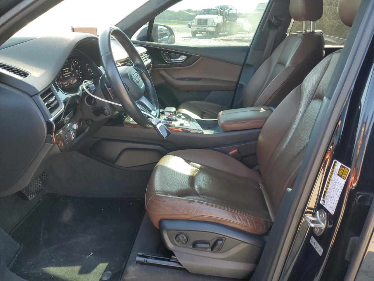 2017 Audi Q7 Prestige VIN: WA1VABF79HD008258 Lot: 71120895