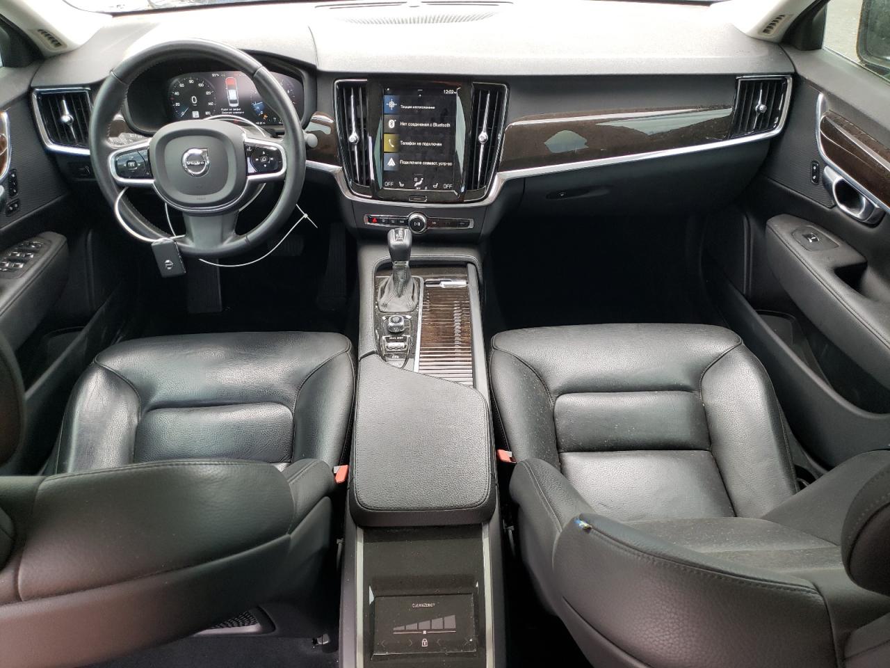 2018 Volvo S90 T6 Momentum VIN: LVY992MK0JP031710 Lot: 81584555