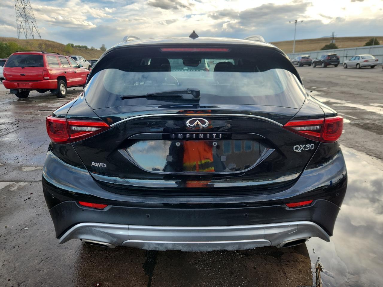 2017 Infiniti Qx30 Base VIN: SJKCH5CR1HA026400 Lot: 84292485