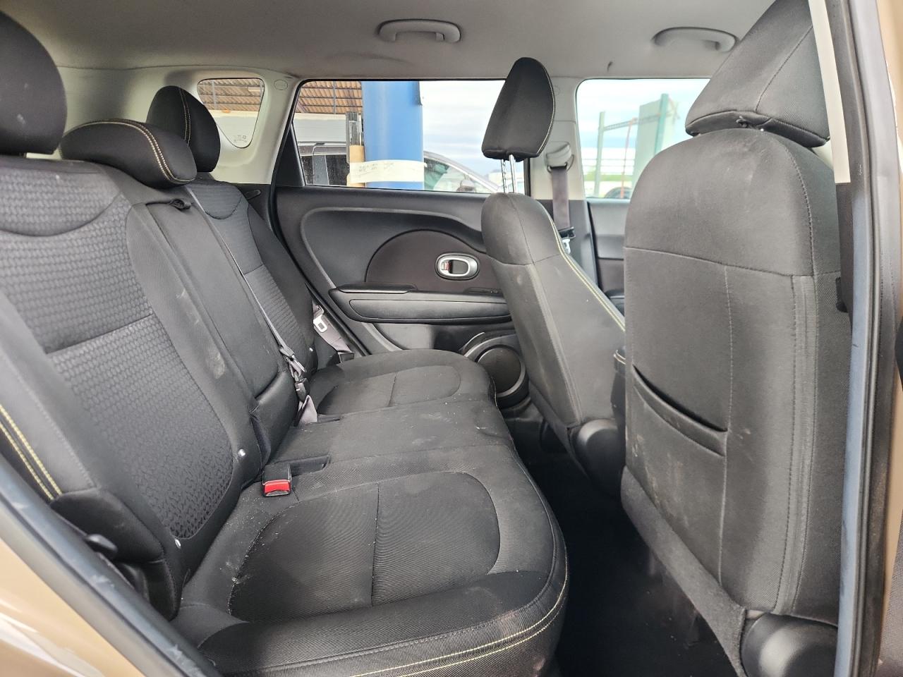 2015 Kia Soul + VIN: KNDJP3A52F7185549 Lot: 81222875