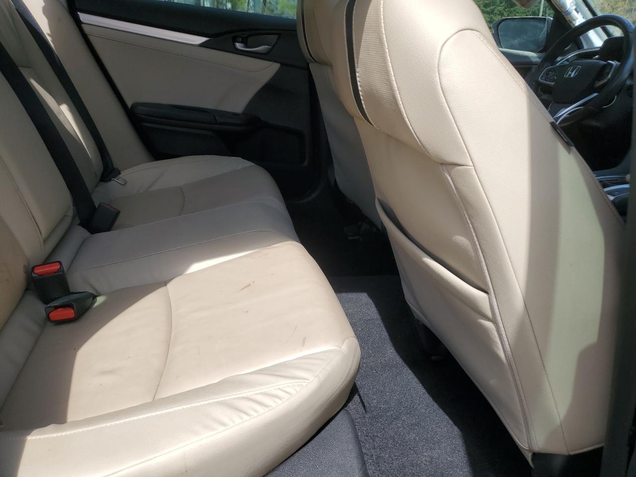 2018 Honda Civic Touring VIN: 2HGFC1F92JH641744 Lot: 71281405