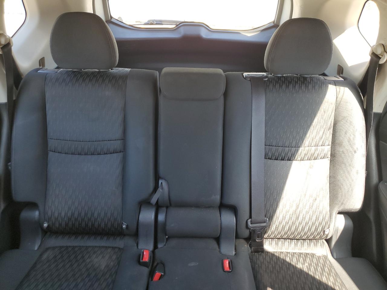 2018 Nissan Rogue S VIN: KNMAT2MT2JP587547 Lot: 81091345