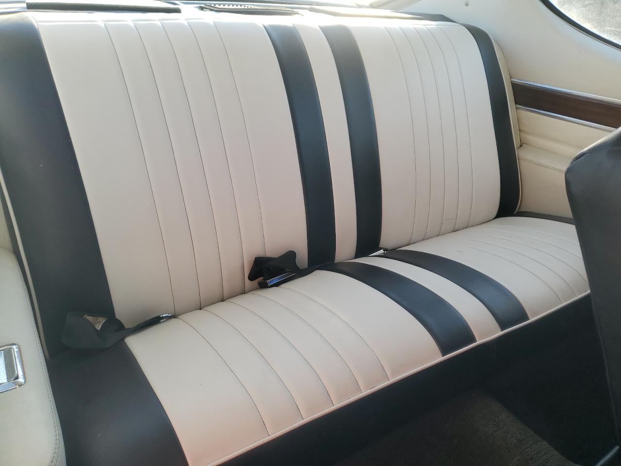 1972 Oldsmobile Cutlass VIN: 3G87H2M101964 Lot: 84591325