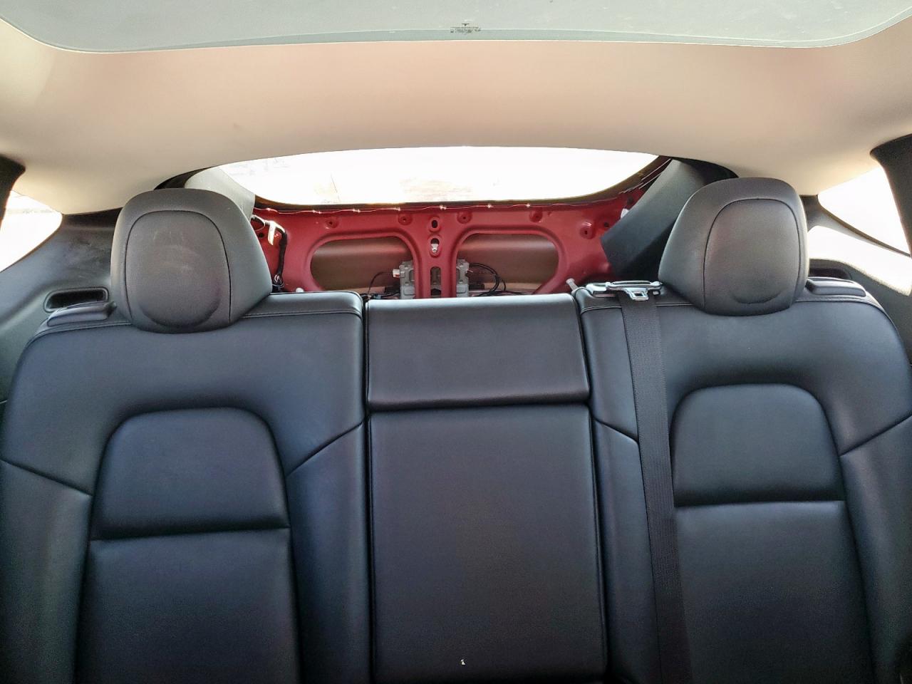 2021 Tesla Model Y VIN: 5YJYGDED5MF118330 Lot: 84453915