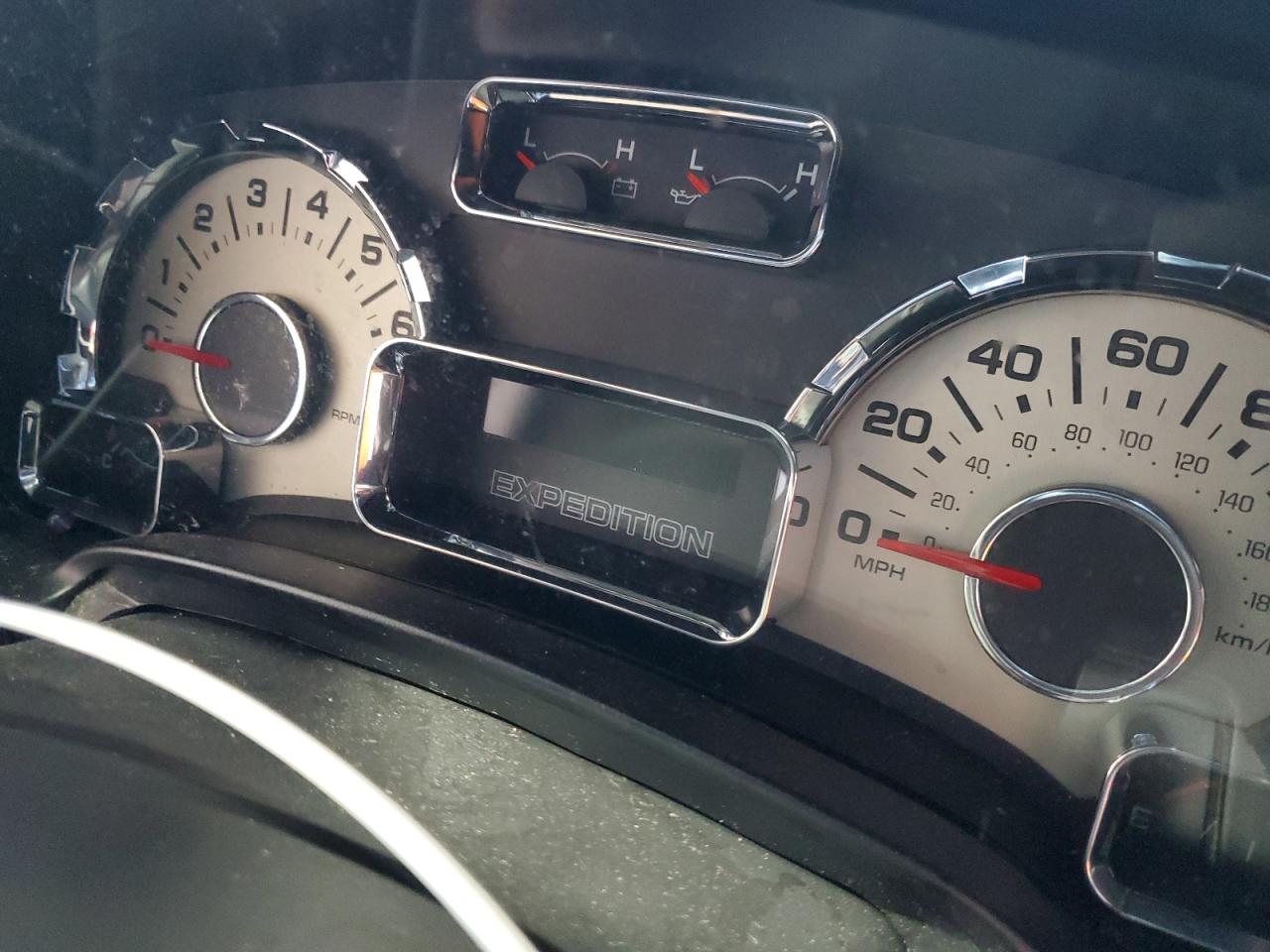 2014 Ford Expedition Limited VIN: 1FMJU2A52EEF04621 Lot: 72055445