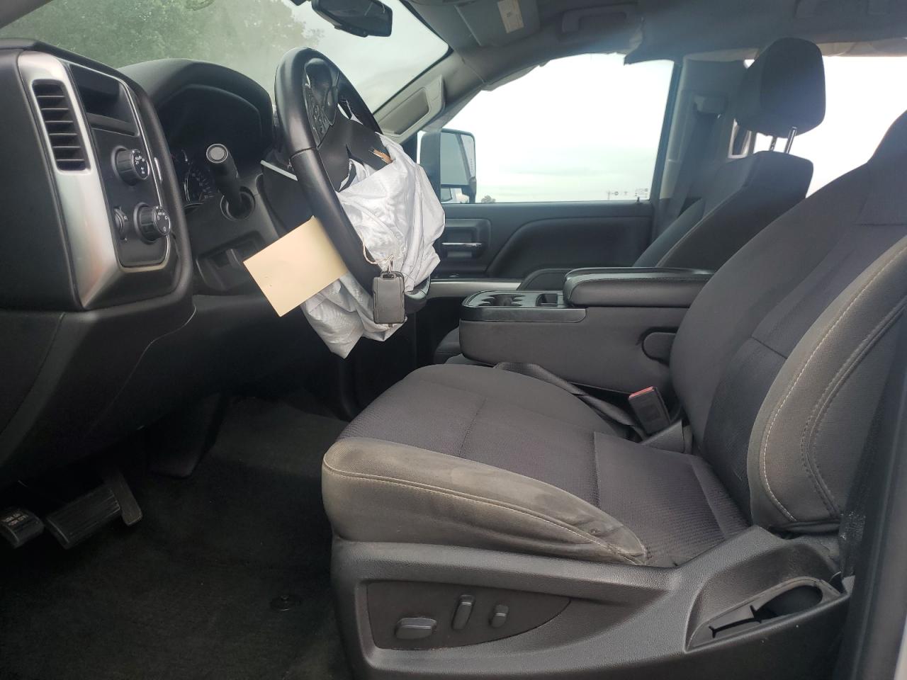 2018 Chevrolet Silverado K1500 Lt VIN: 1GCVKREHXJZ373787 Lot: 81913335