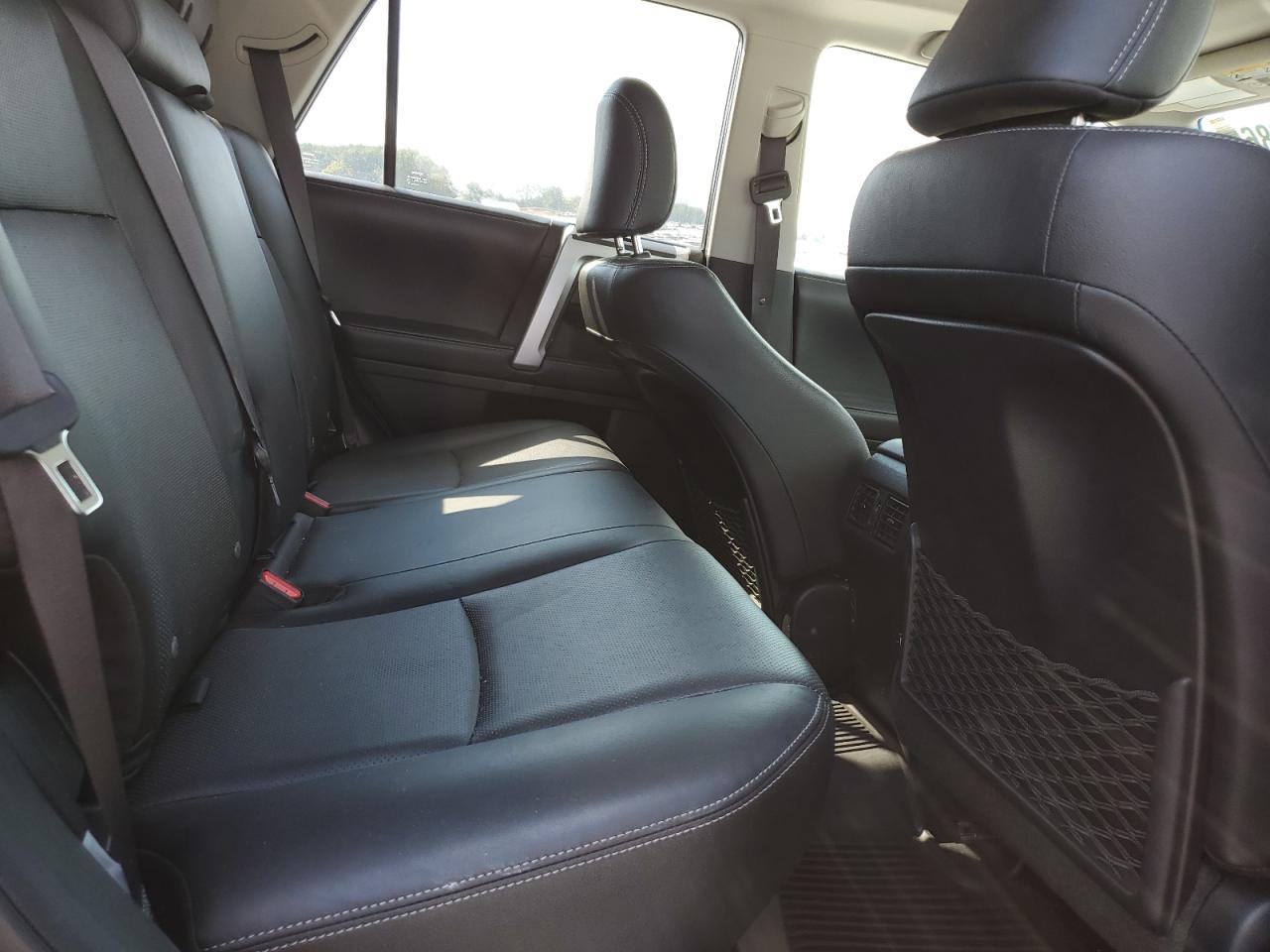 2019 Toyota 4Runner Sr5 VIN: JTEZU5JR4K5211144 Lot: 81562865