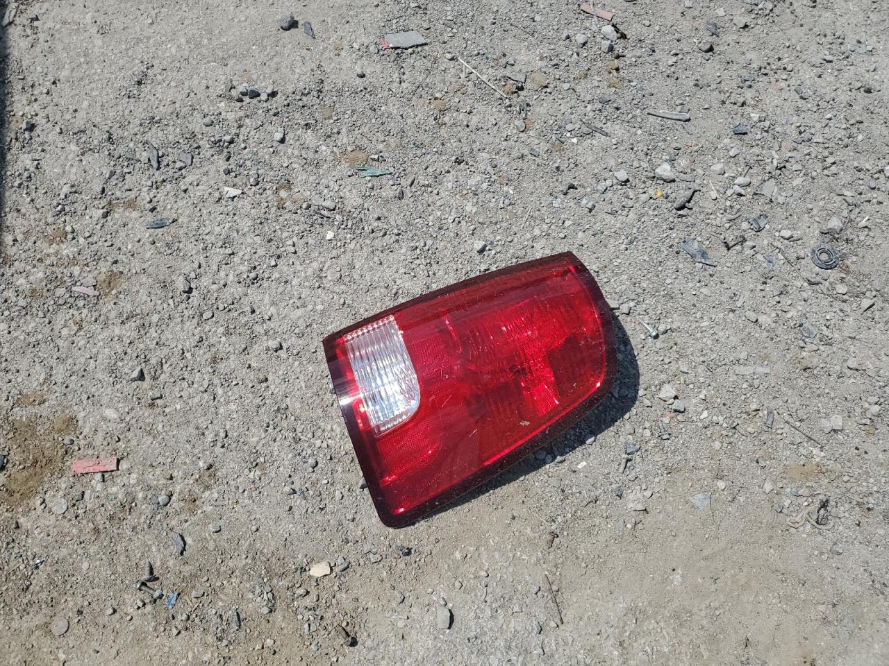 2018 Ram 1500 Slt VIN: 3C6RR7LT3JG198556 Lot: 83773355