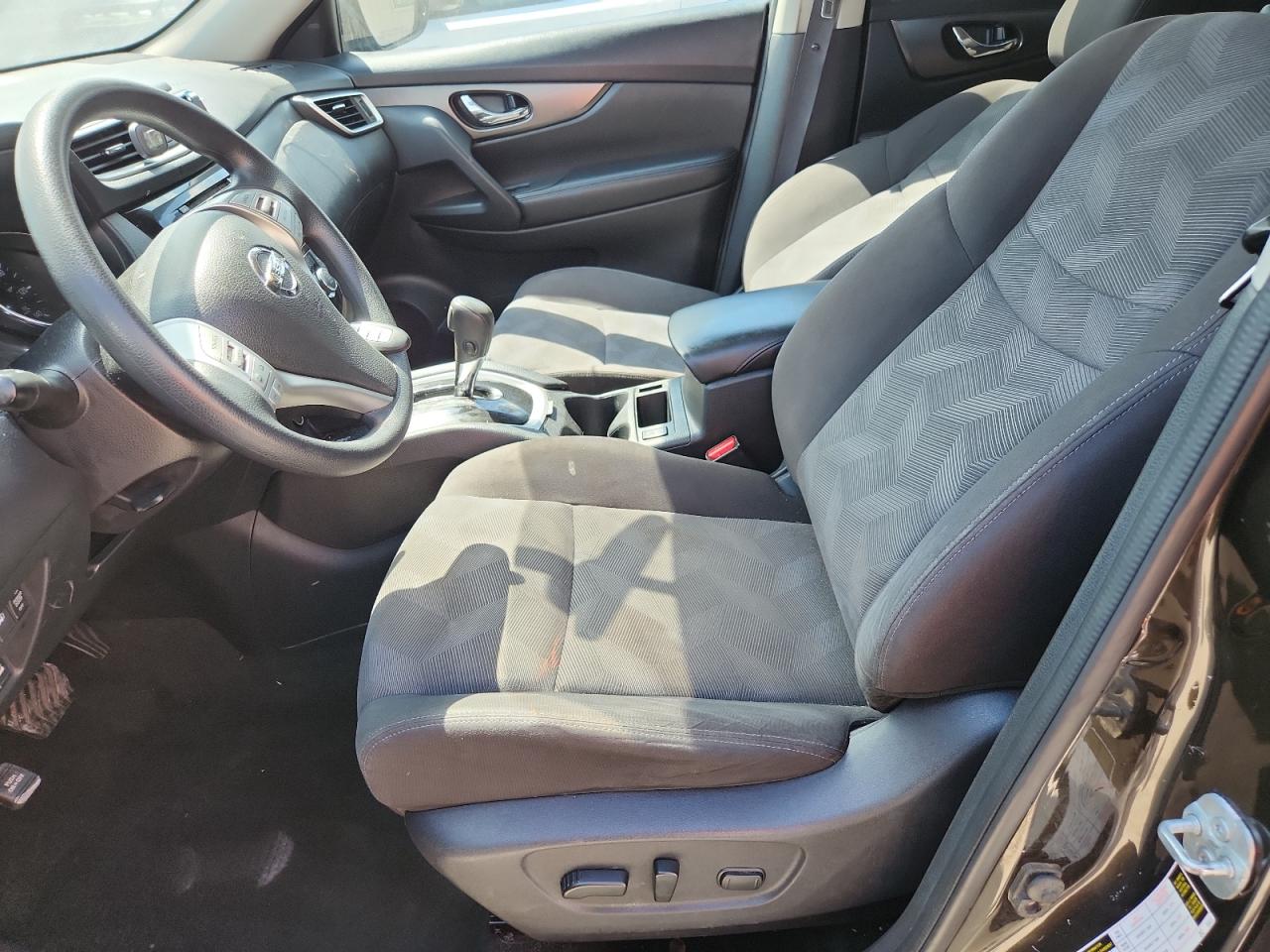 2016 Nissan Rogue S VIN: KNMAT2MV5GP730758 Lot: 81009135