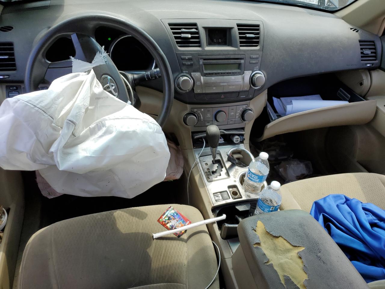 2010 Toyota Highlander VIN: 5TDZK3EH8AS007438 Lot: 81055975