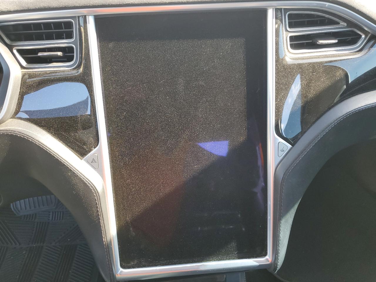 2015 Tesla Model S 85D VIN: 5YJSA4H27FF091961 Lot: 84173055