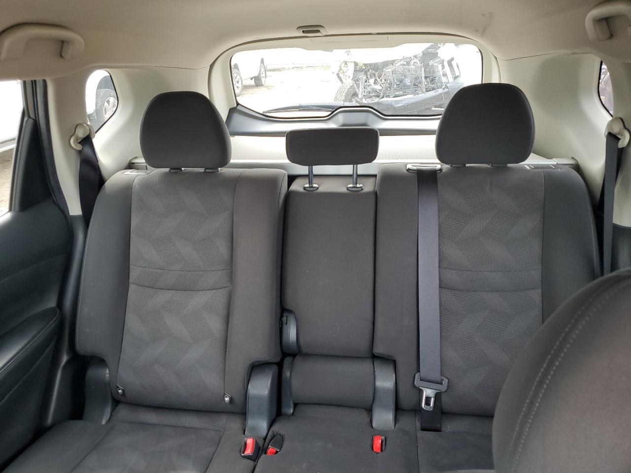 2016 Nissan Rogue S VIN: KNMAT2MVXGP632227 Lot: 81204275