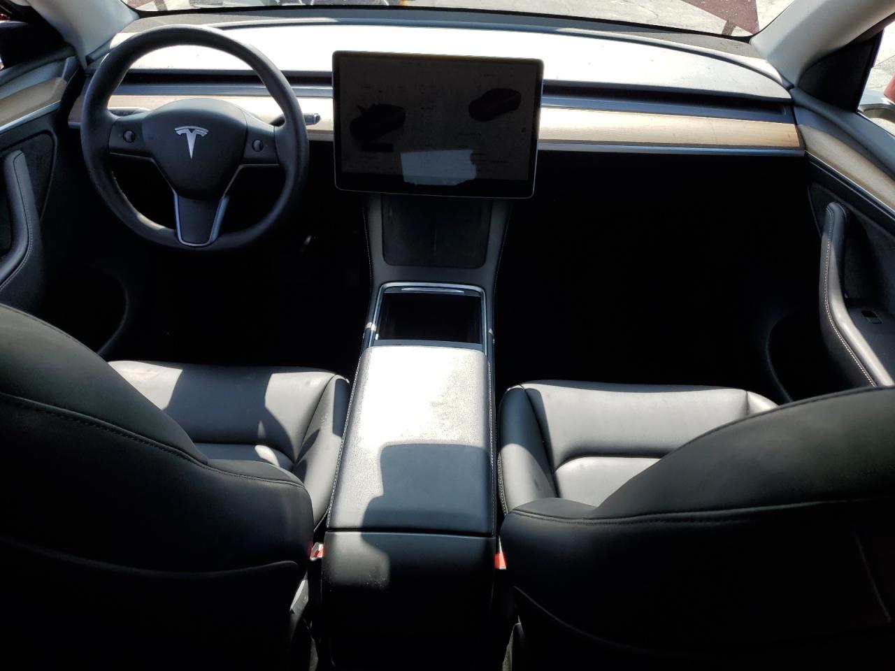 2023 Tesla Model Y VIN: 7SAYGDEE5PA028270 Lot: 84234745