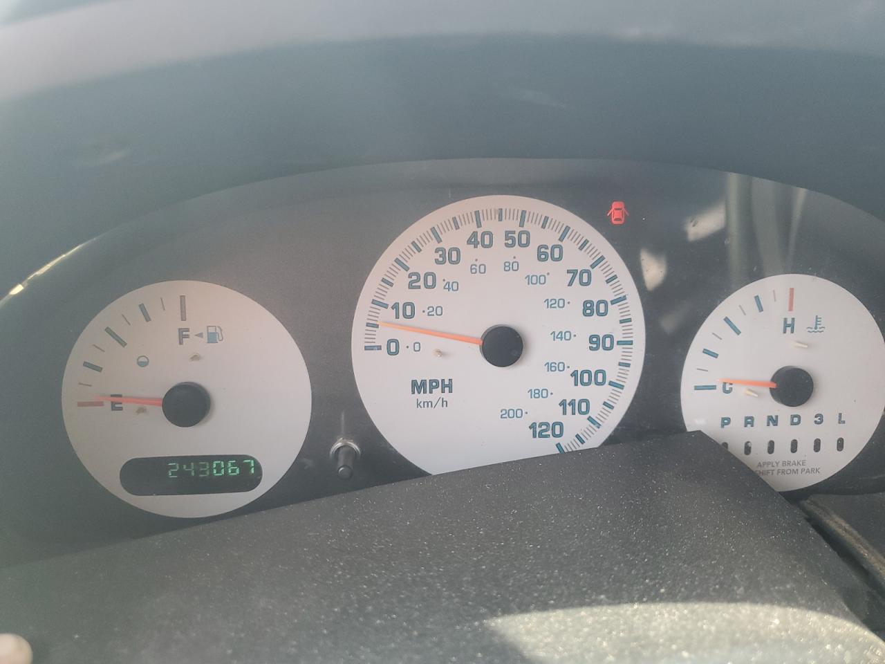 2004 Dodge Grand Caravan C/V VIN: 1D4GP23R14B537117 Lot: 81477385