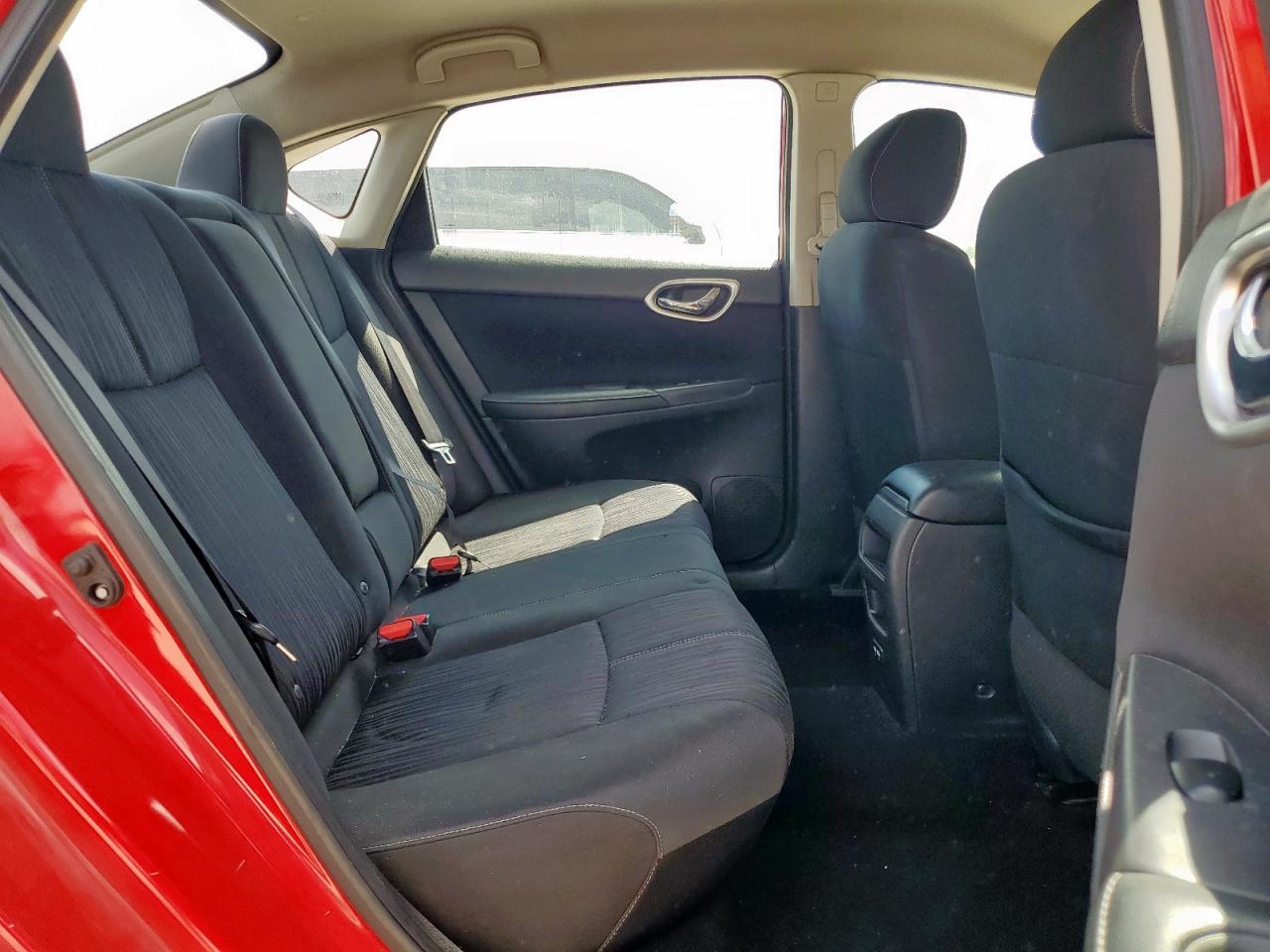 2018 Nissan Sentra S VIN: 3N1AB7AP5JL618344 Lot: 81143185