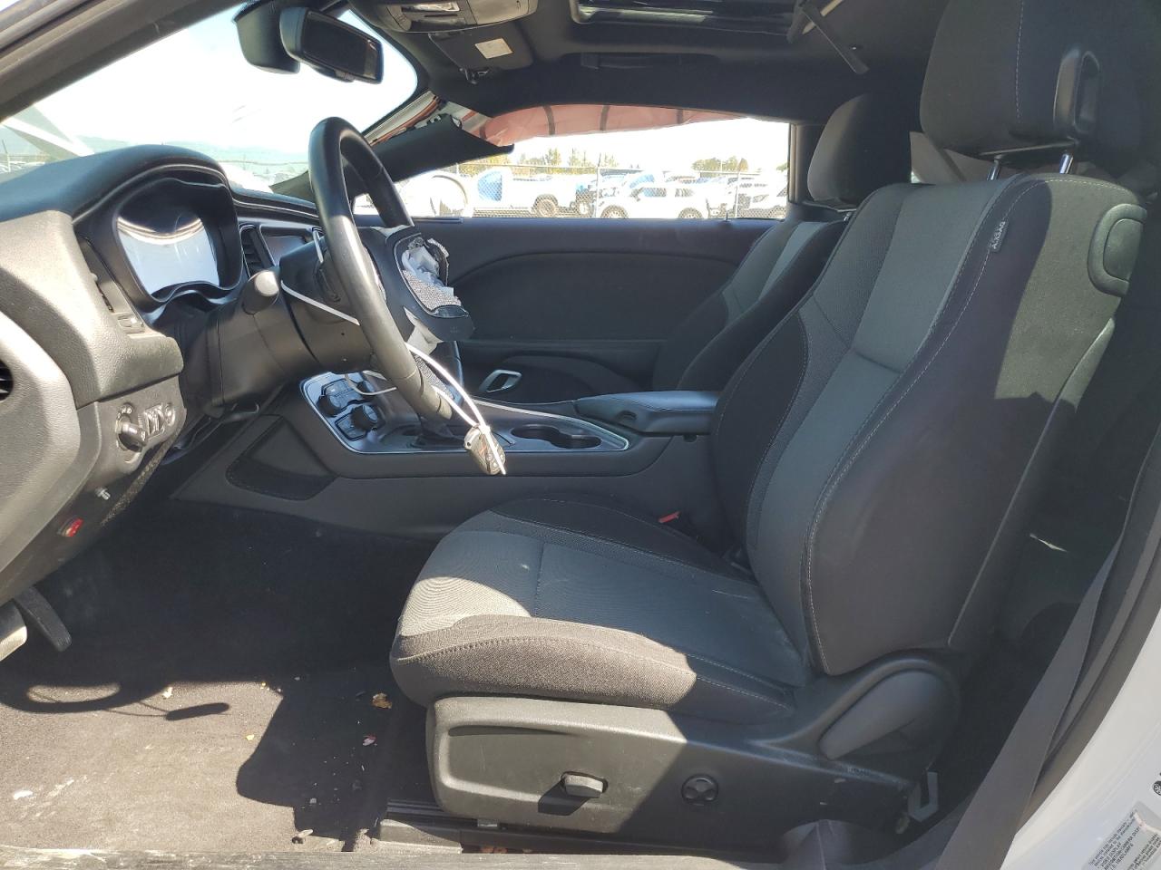 2015 Dodge Challenger Sxt VIN: 2C3CDZAT8FH723098 Lot: 80487215