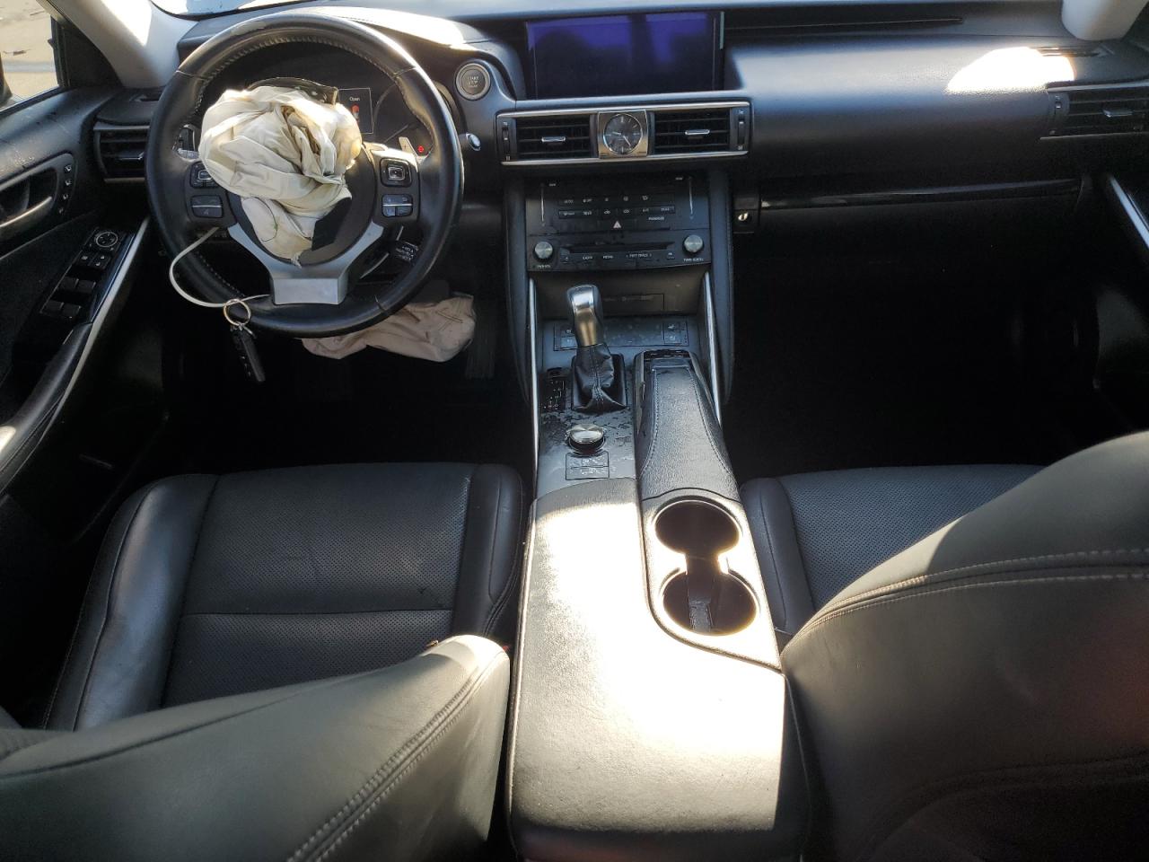 2018 Lexus Is 300 VIN: JTHBA1D24J5082275 Lot: 81484105