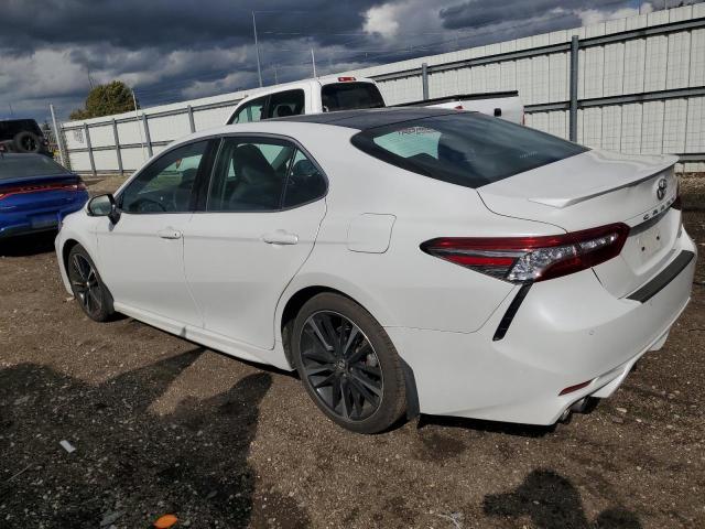  TOYOTA CAMRY 2018 Biały