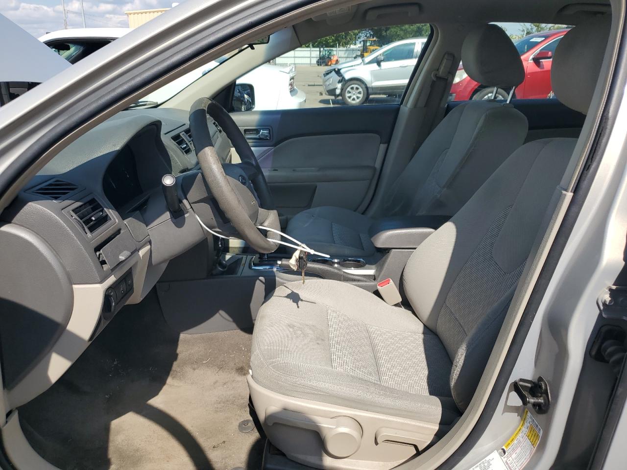 2010 Ford Fusion S VIN: 3FAHP0GA4AR427668 Lot: 81875335