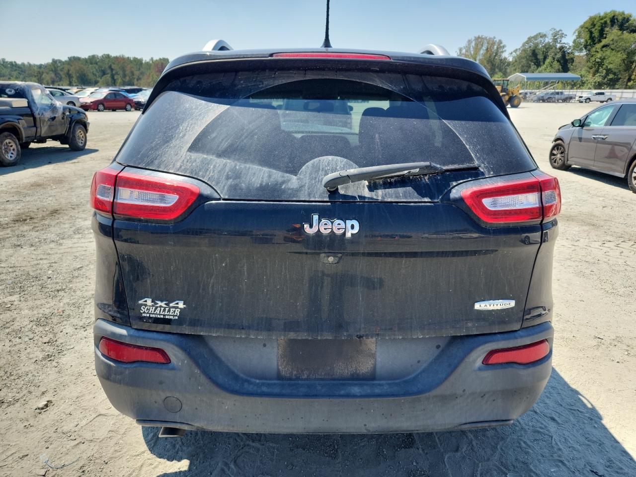 2015 Jeep Cherokee Latitude VIN: 1C4PJMCB1FW771945 Lot: 81277665