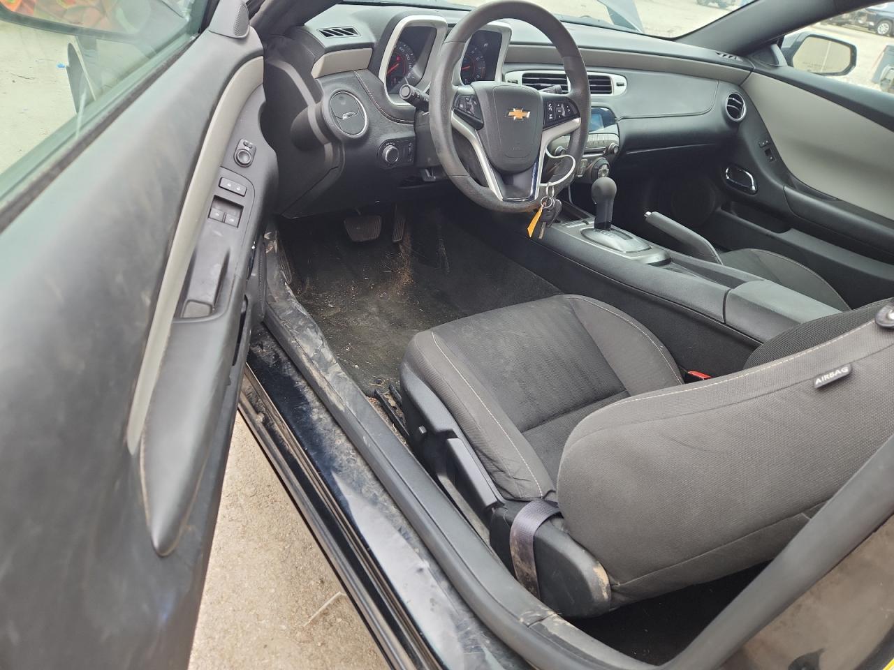 2014 Chevrolet Camaro Ls VIN: 2G1FA1E38E9153585 Lot: 81589455