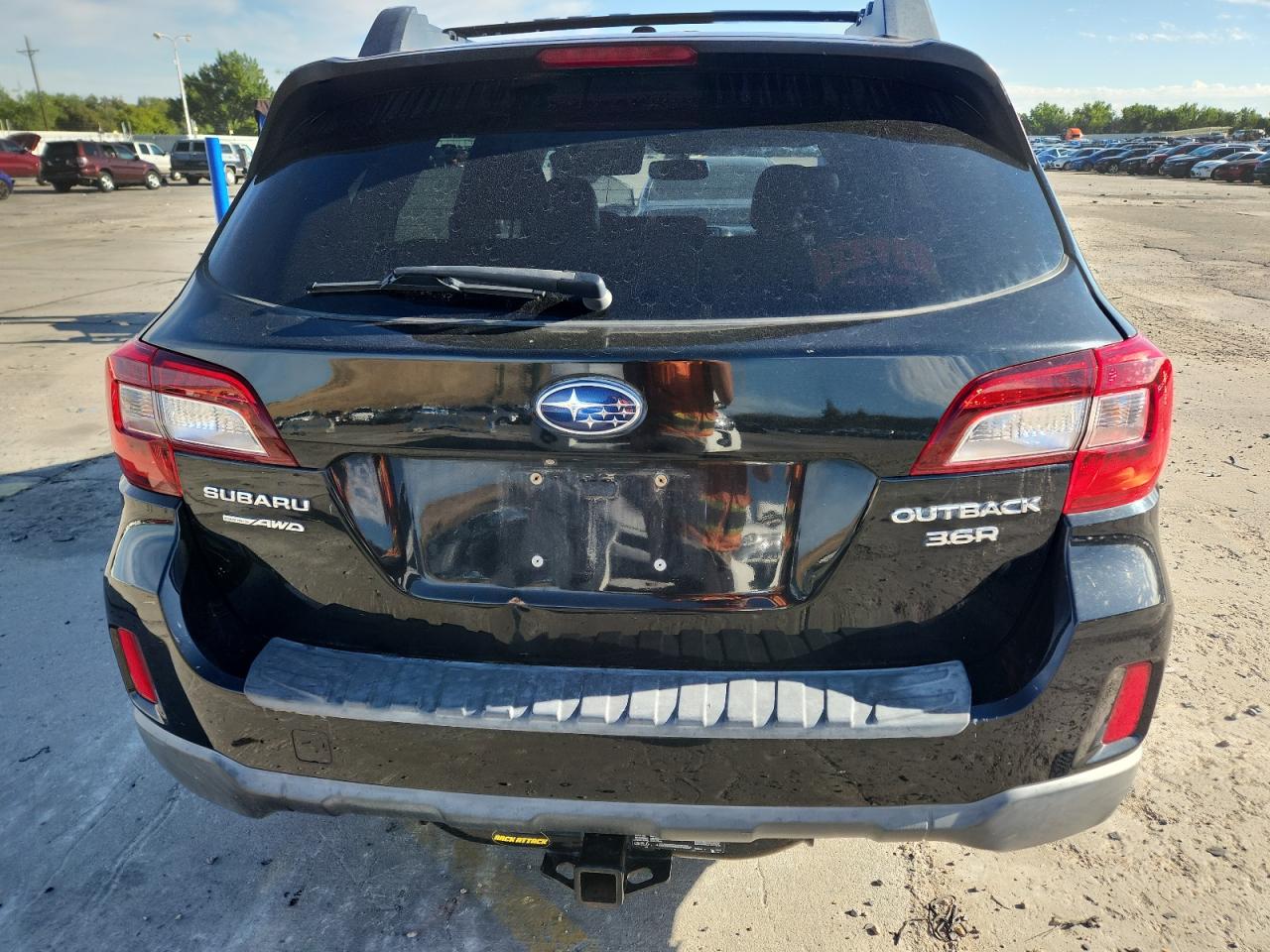 2015 Subaru Outback 3.6R Limited VIN: 4S4BSEJC4F3207809 Lot: 72022775