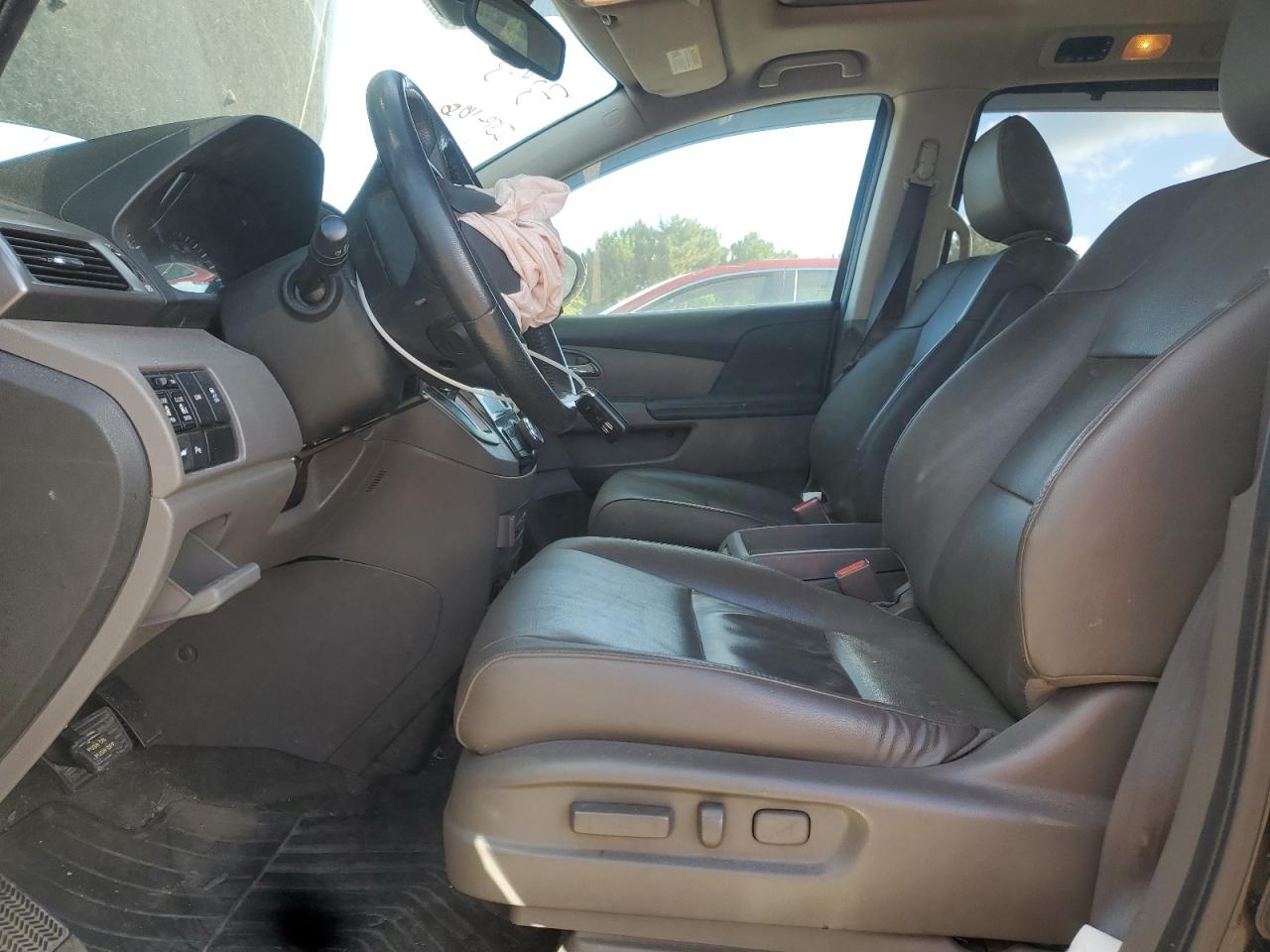 2015 Honda Odyssey Touring VIN: 5FNRL5H95FB052149 Lot: 71604495