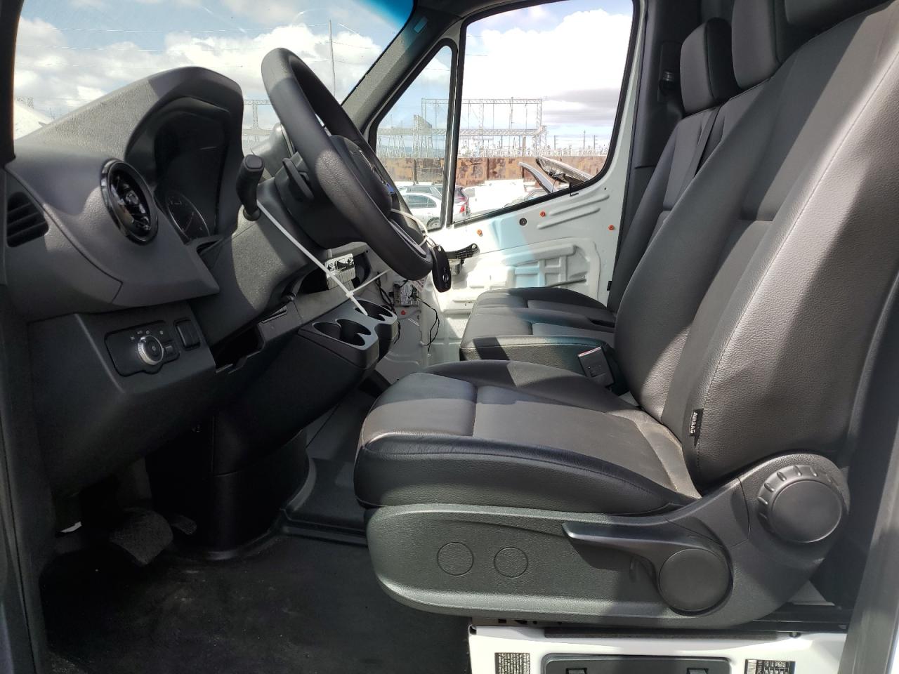 2024 Mercedes-Benz Sprinter 3500 VIN: W1Y8ND3Y8RP721955 Lot: 68947445