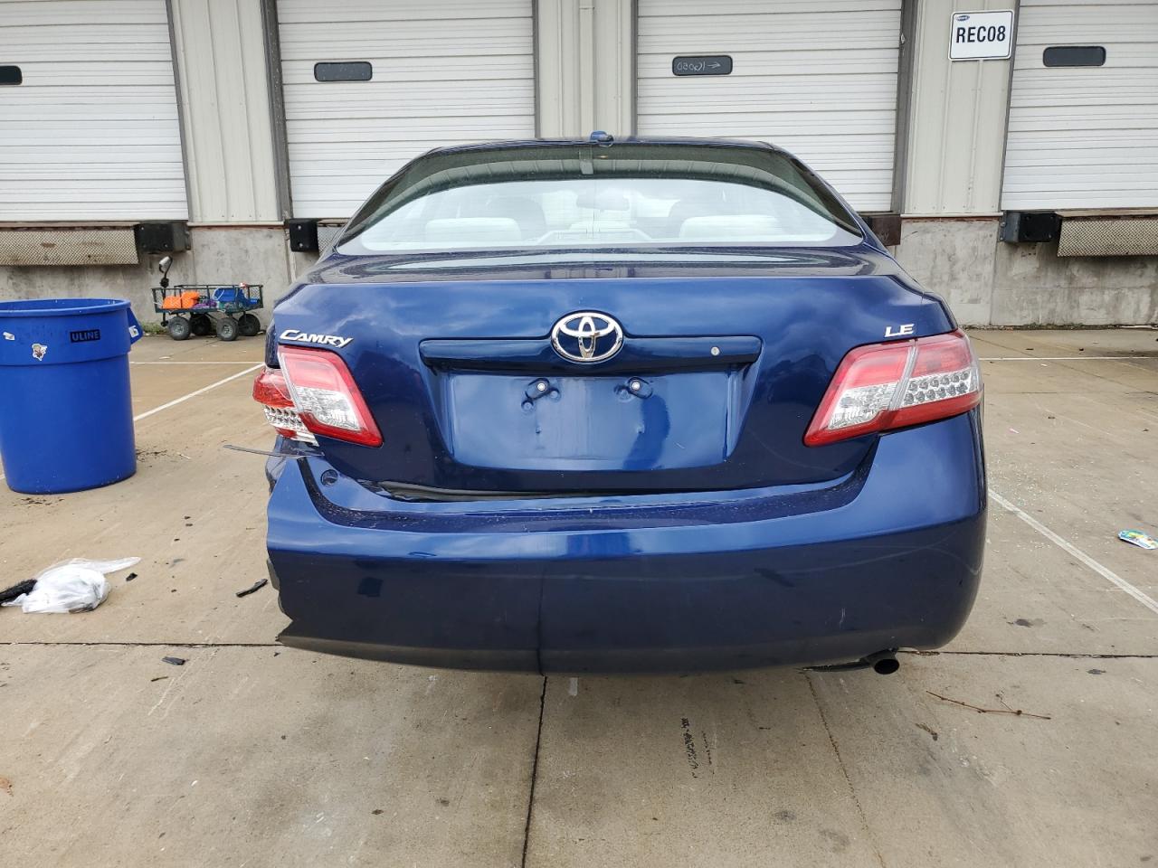 2010 Toyota Camry Base VIN: 4T1BF3EK0AU516402 Lot: 84040825