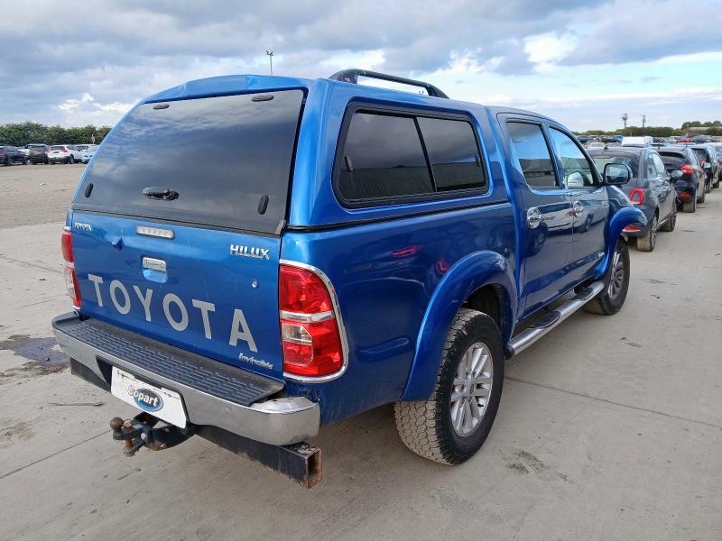 2015 TOYOTA HILUX INVINCIB X D-4D 4X4 