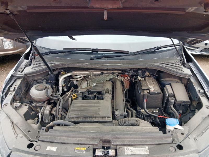 2018 VOLKSWAGEN TIGUAN SE NAV
