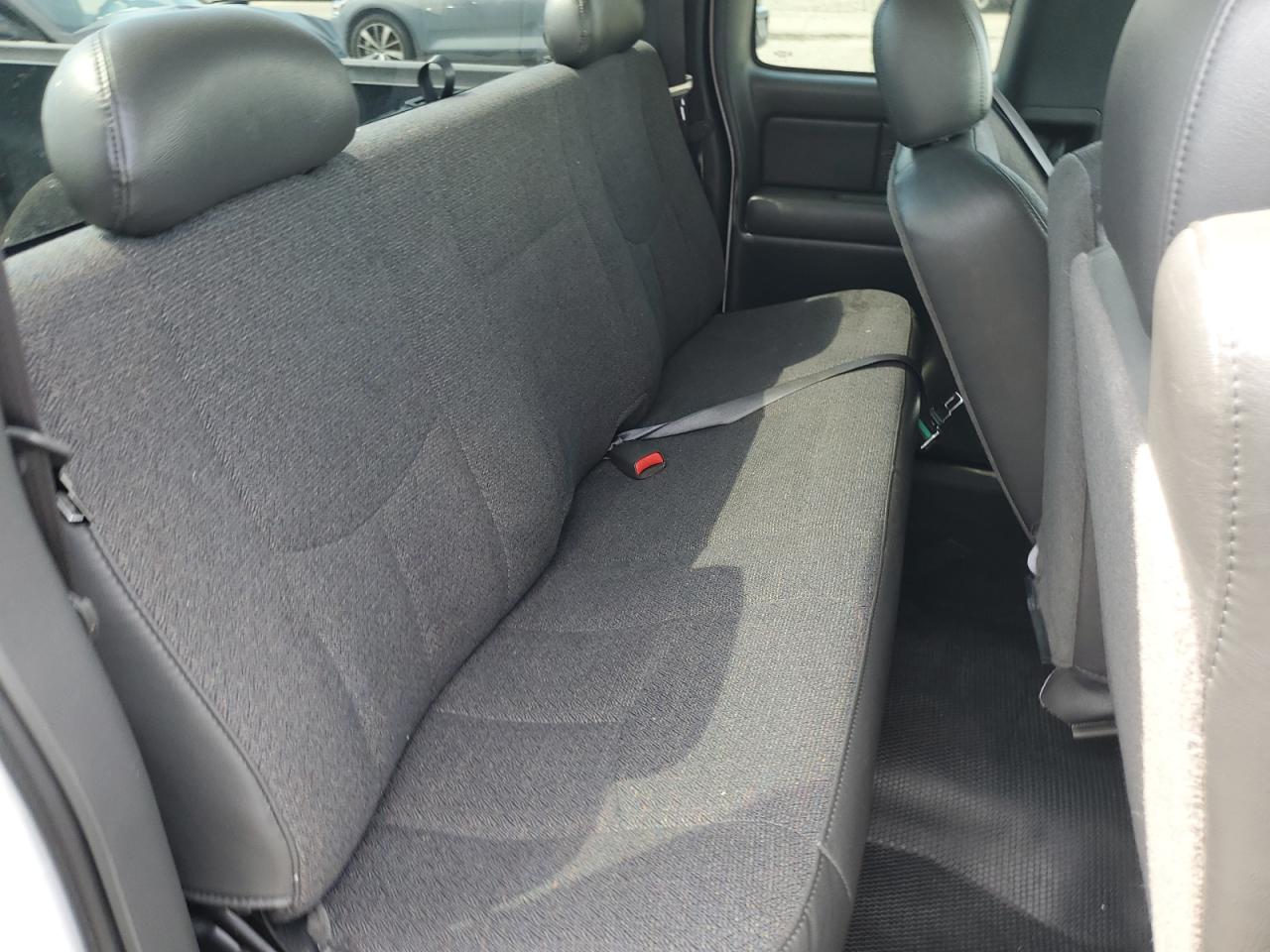 2004 Chevrolet Silverado C1500 VIN: 1GCEC19X54Z230010 Lot: 80999085