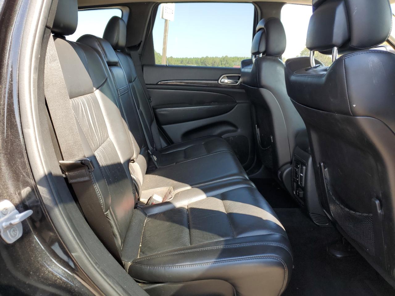 2011 Jeep Grand Cherokee Laredo VIN: 1J4RR4GT0BC548855 Lot: 71668045
