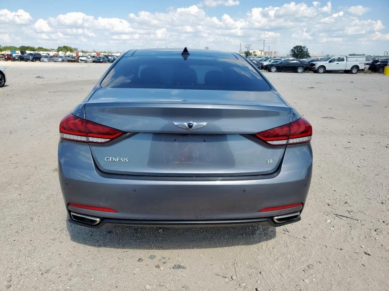 2015 Hyundai Genesis 3.8L VIN: KMHGN4JE6FU017108 Lot: 80389595