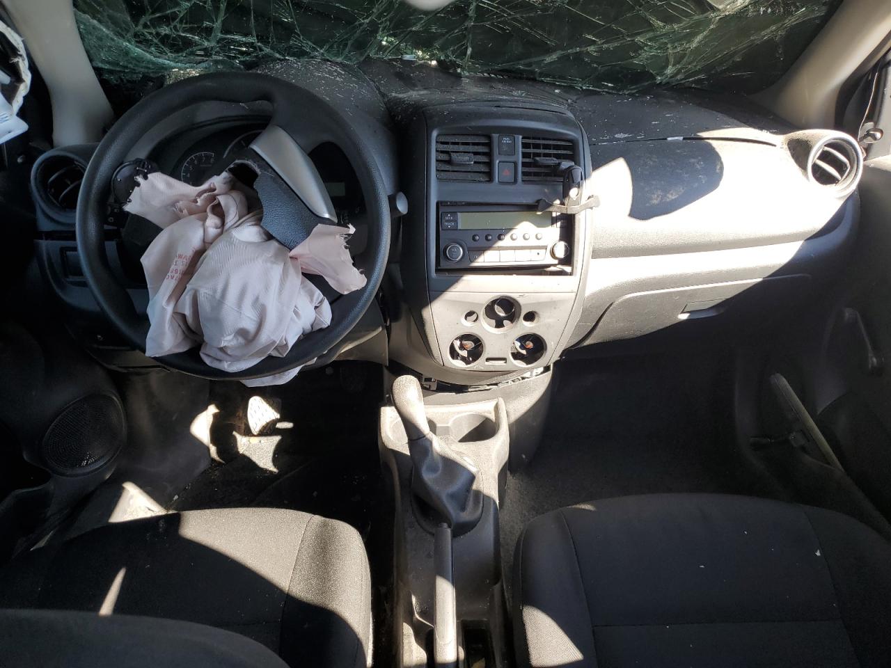 2015 Nissan Versa S VIN: 3N1CN7AP1FL907941 Lot: 84596435