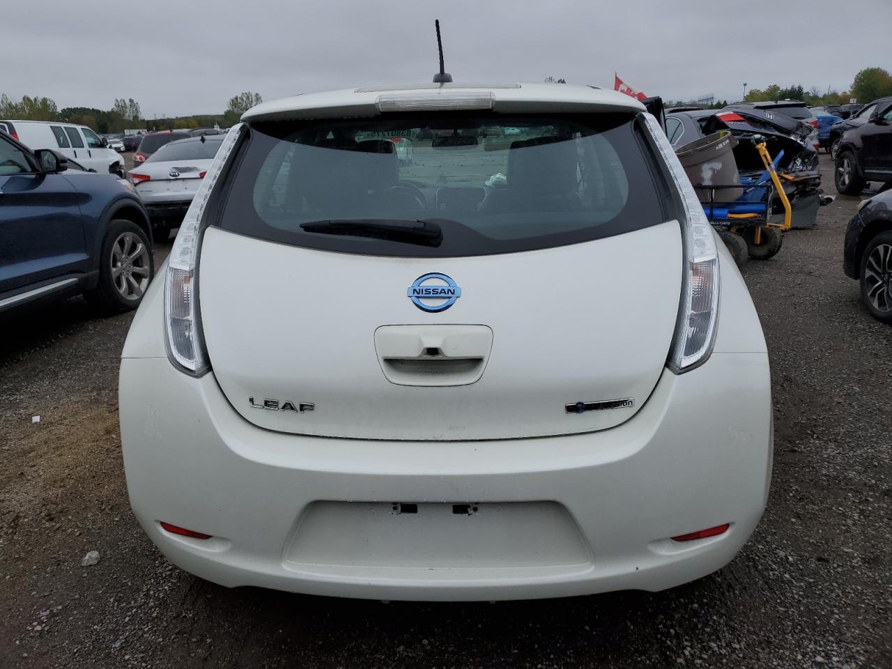 2015 Nissan Leaf S VIN: 1N4AZ0CP4FC335360 Lot: 83807275