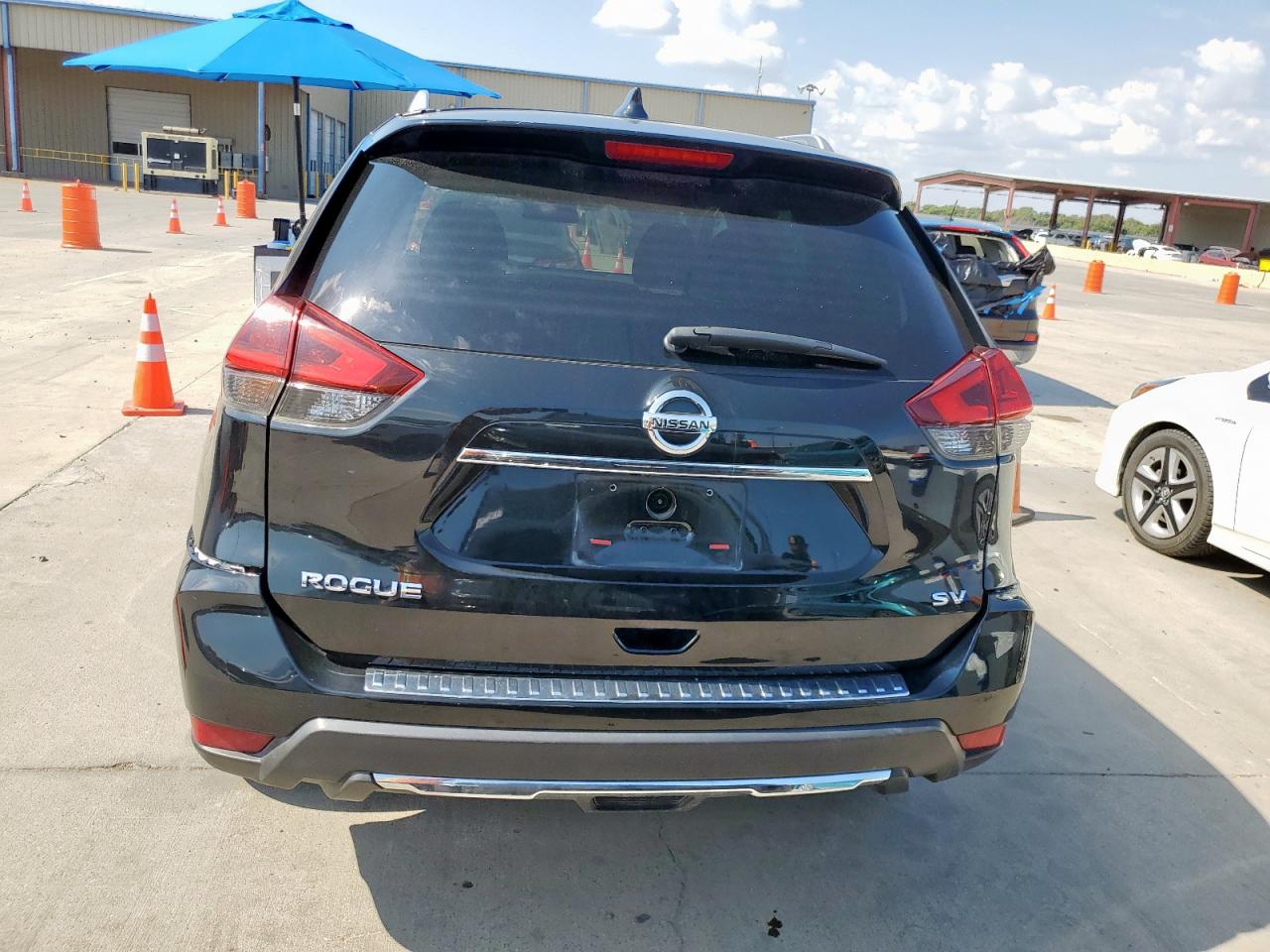 2018 Nissan Rogue S VIN: KNMAT2MT3JP591283 Lot: 84547825