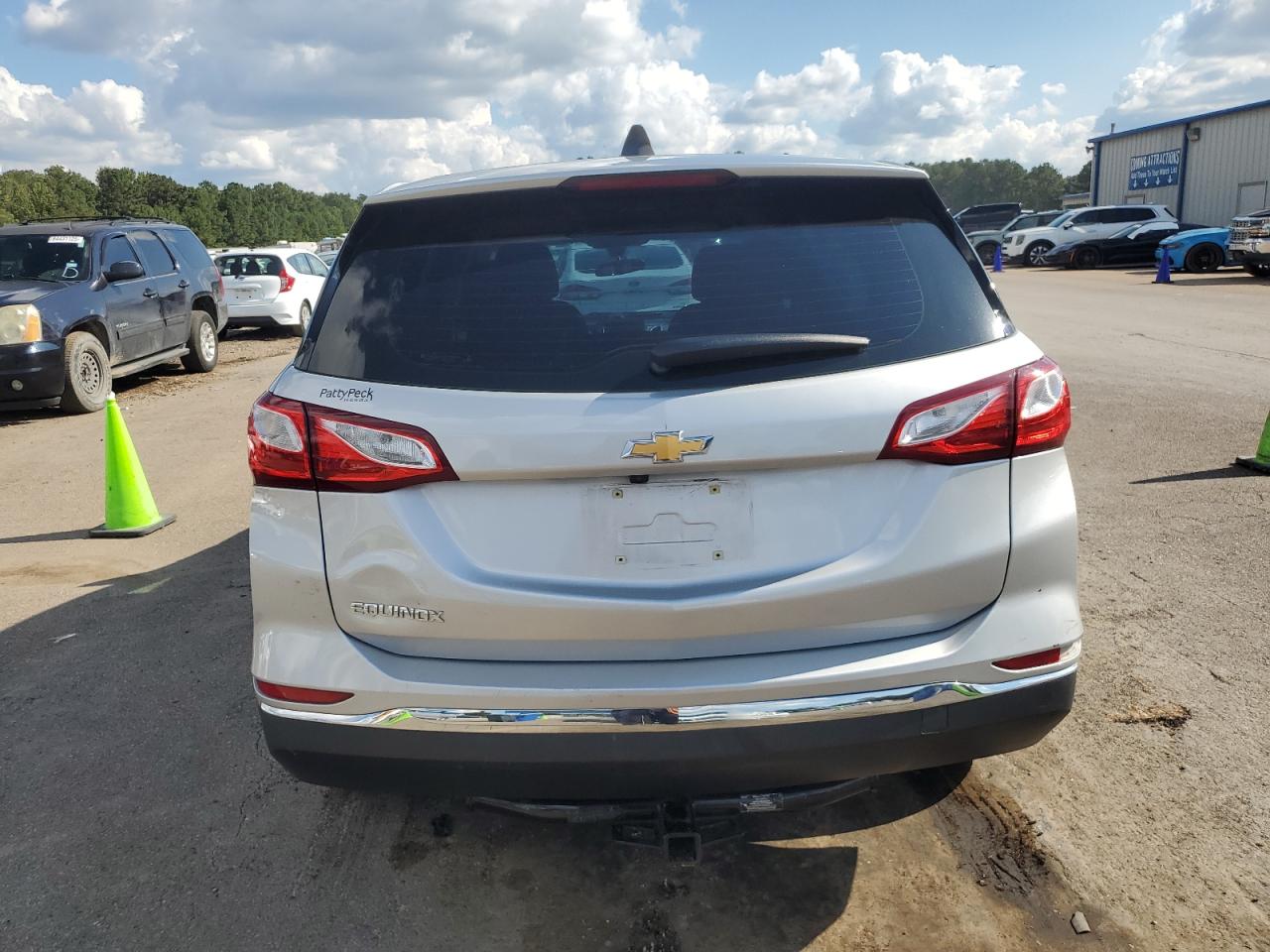 2018 Chevrolet Equinox Ls VIN: 2GNAXHEV5J6119956 Lot: 81826305