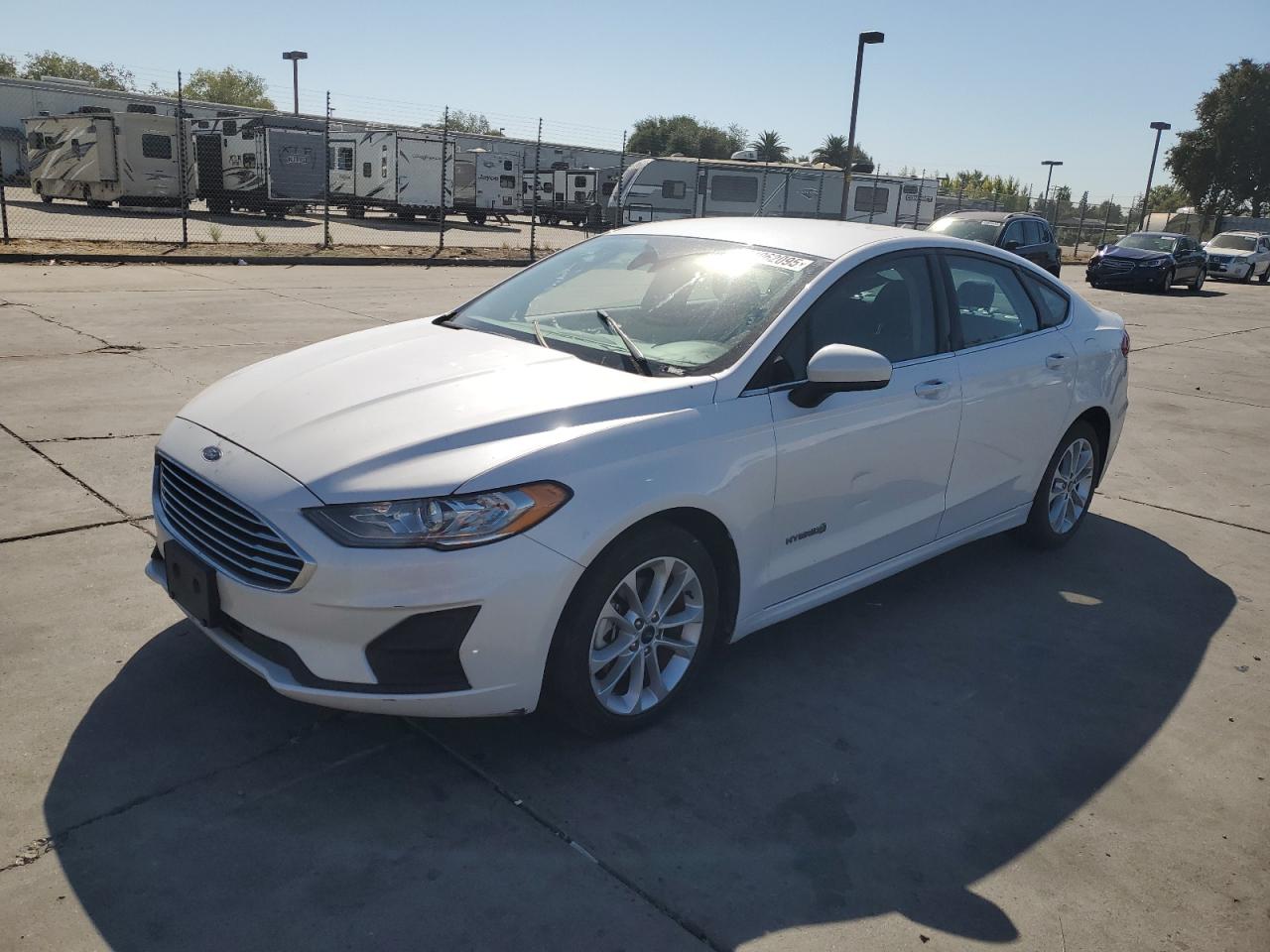 FORD FUSION 2019. Lot# 81062095. VIN 3FA6P0LU0KR201894. Photo 1
