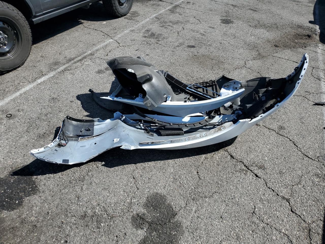 2021 Tesla Model Y VIN: 5YJYGDEE2MF243701 Lot: 81344595