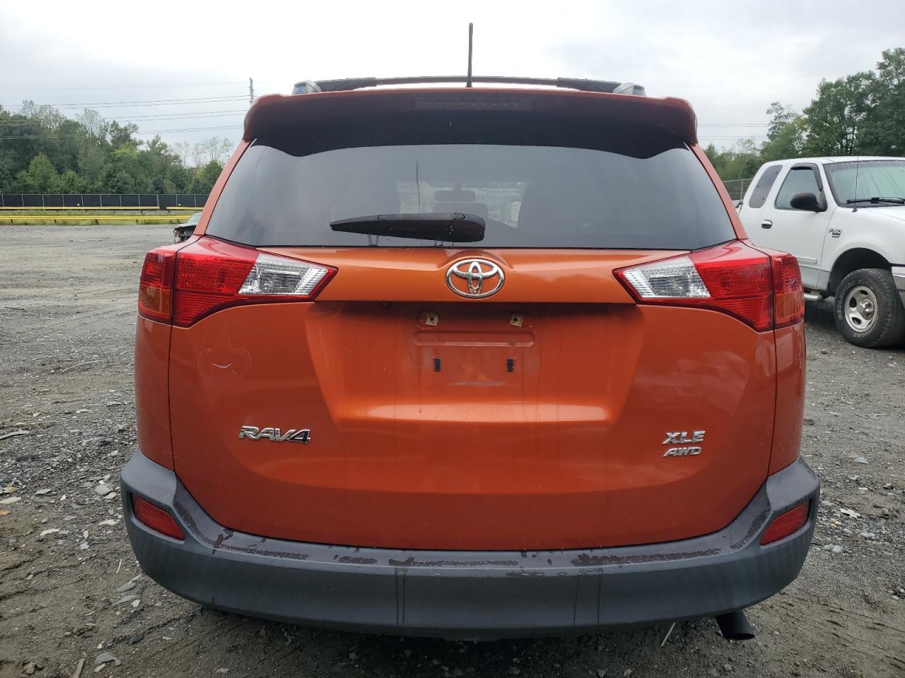 2015 Toyota Rav4 Xle VIN: JTMRFREV3FD151978 Lot: 84602845