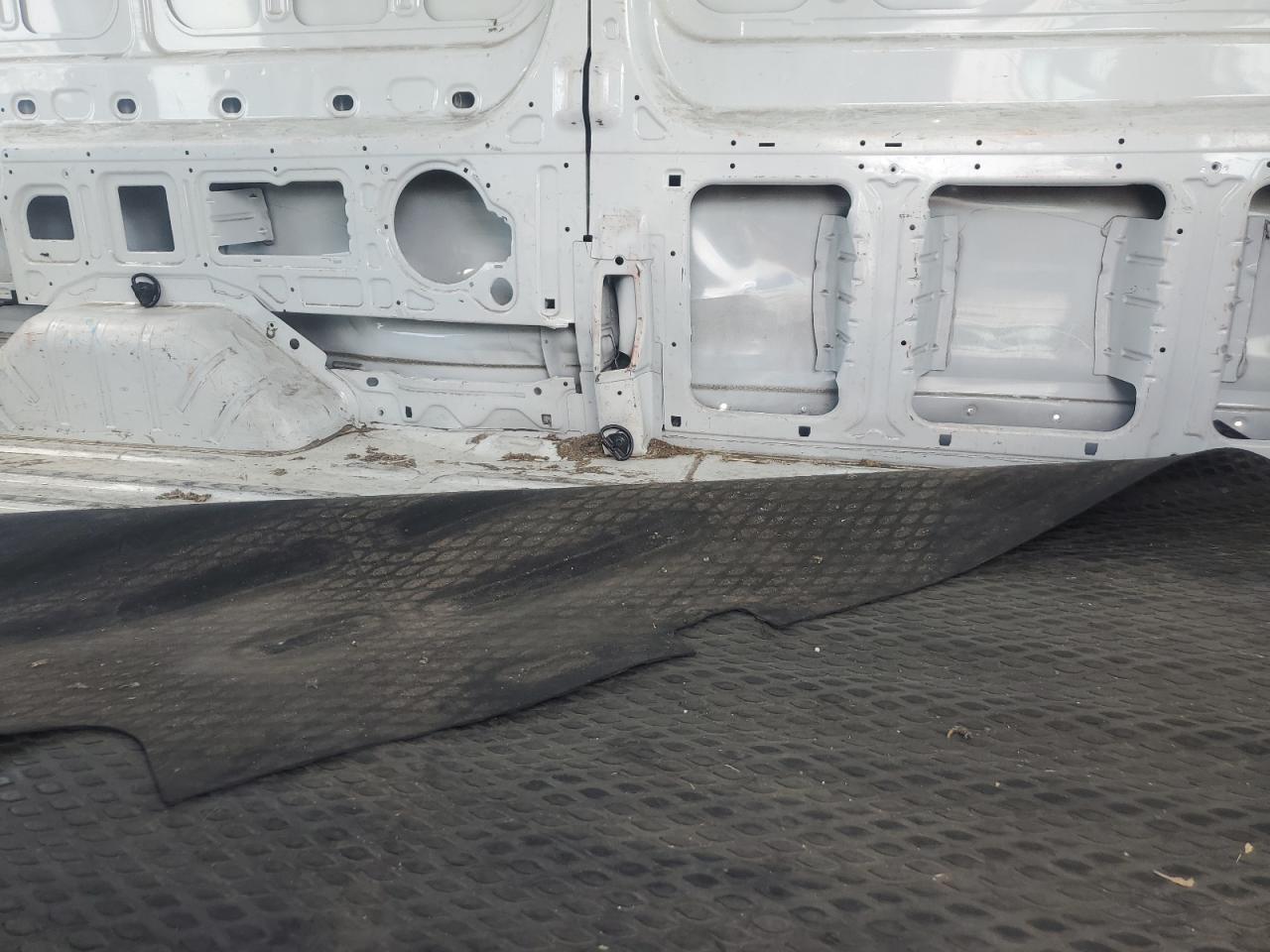 2018 Ford Transit T-250 VIN: 1FTYR2CM8JKA20005 Lot: 81042075