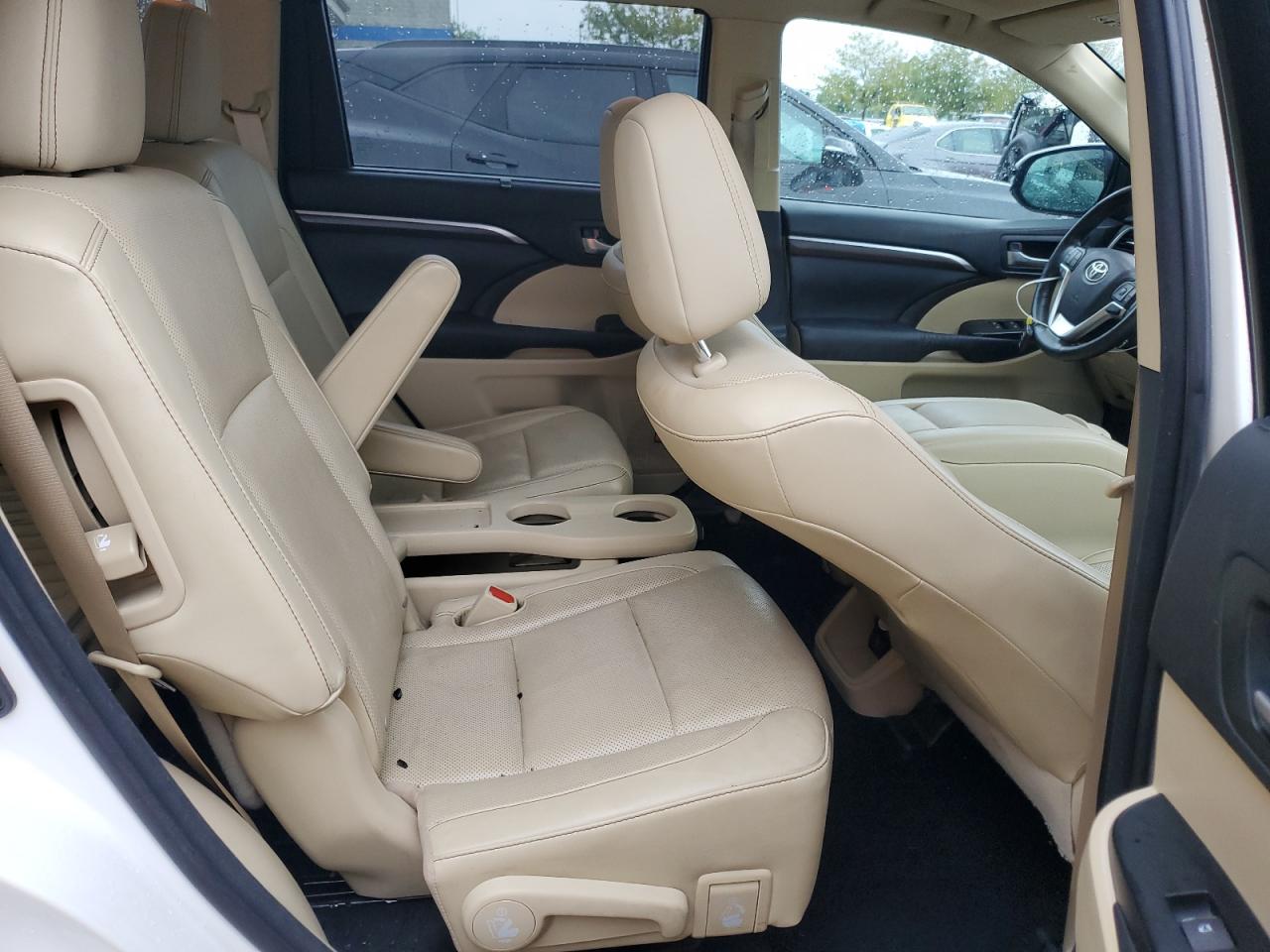 2015 Toyota Highlander Limited VIN: 5TDDKRFH3FS197703 Lot: 70863405