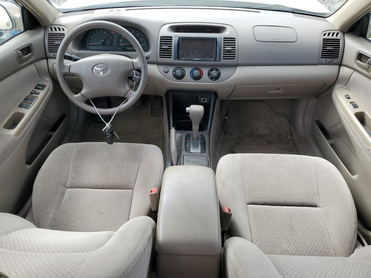 2003 Toyota Camry Le VIN: 4T1BE32K73U258230 Lot: 71772975