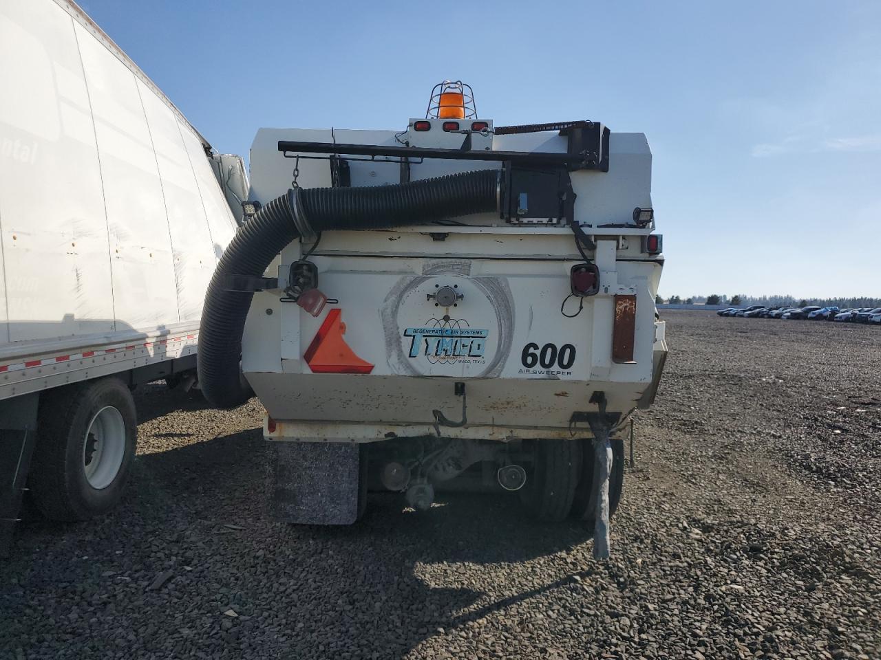 2006 International 4000 4200 - Recycling Truck VIN: 1HTMPAFN76H231724 Lot: 80644295