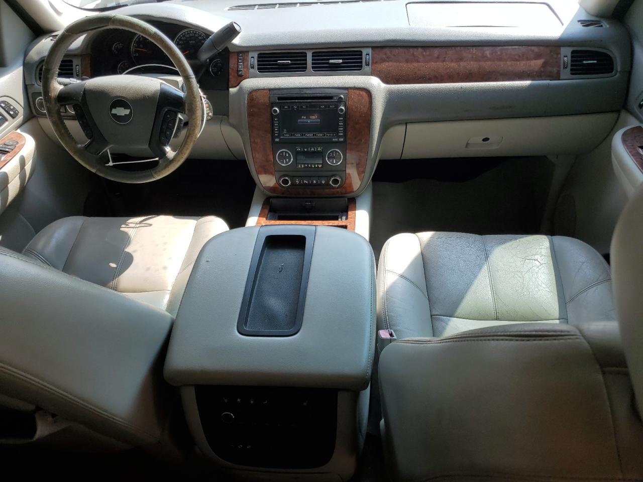 2008 Chevrolet Tahoe K1500 VIN: 1GNFK13048R114801 Lot: 81328945