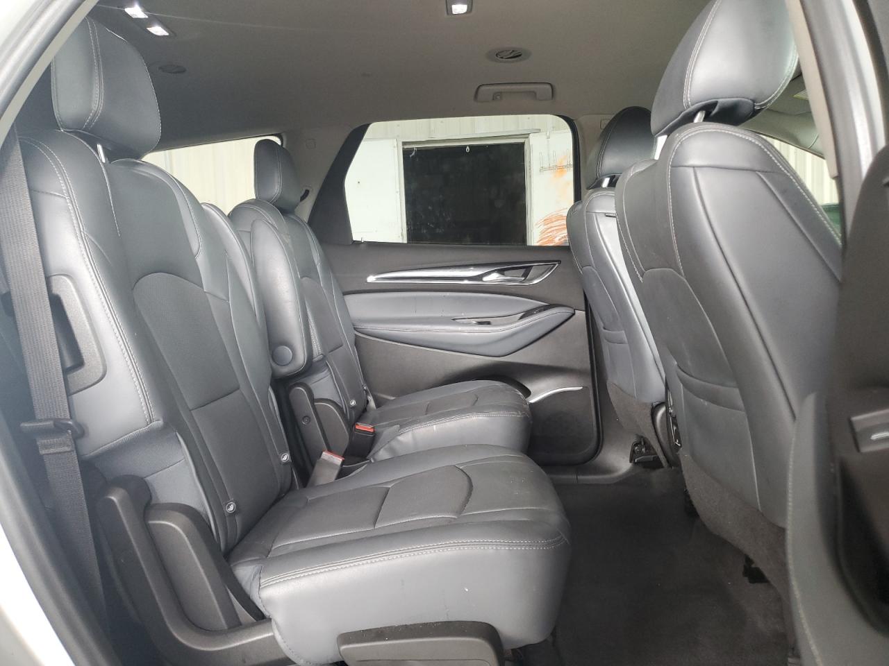 2018 Buick Enclave Essence VIN: 5GAERBKW0JJ269055 Lot: 71763715