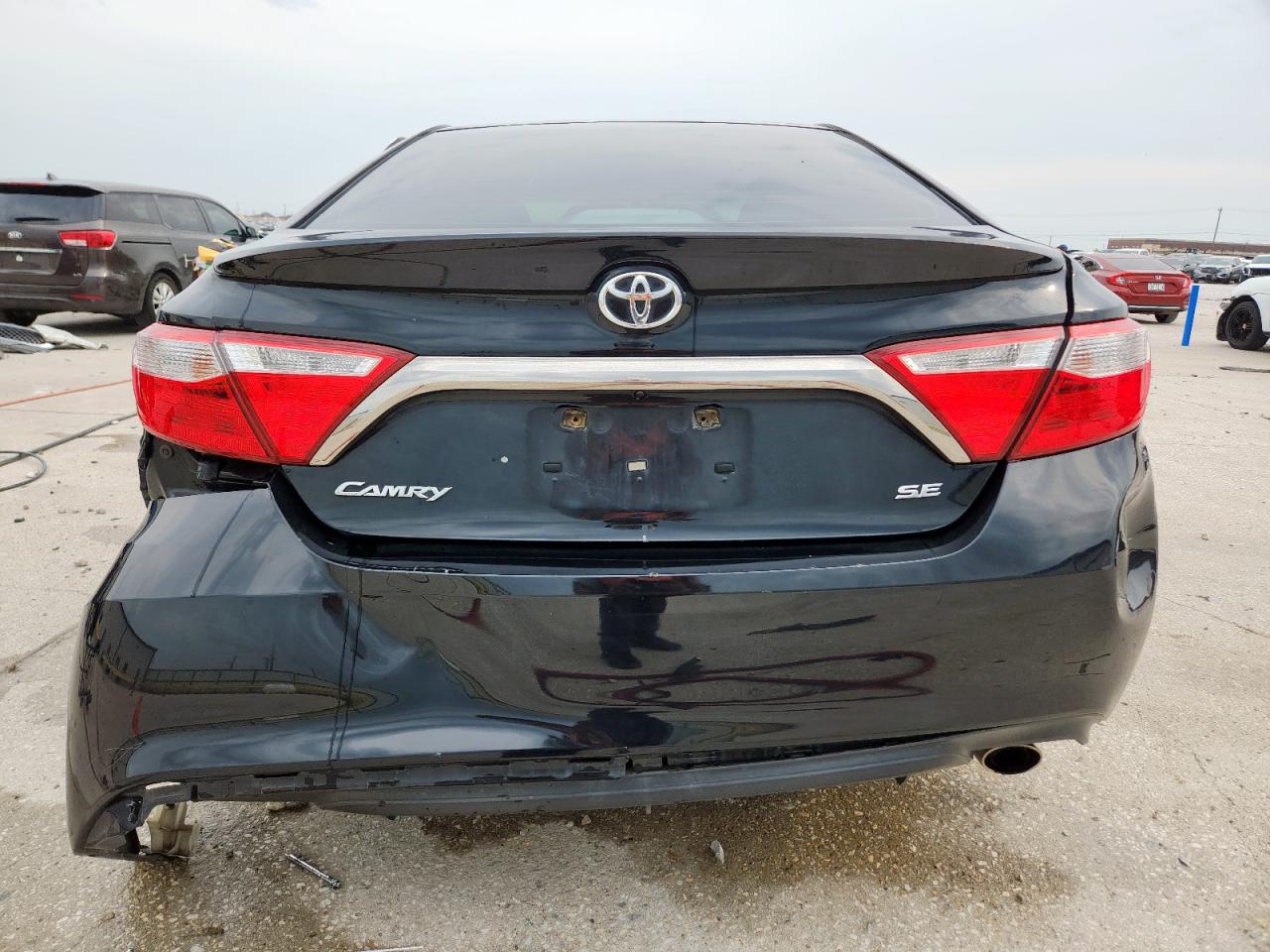 2016 Toyota Camry Le VIN: 4T1BF1FK2GU238050 Lot: 71910645